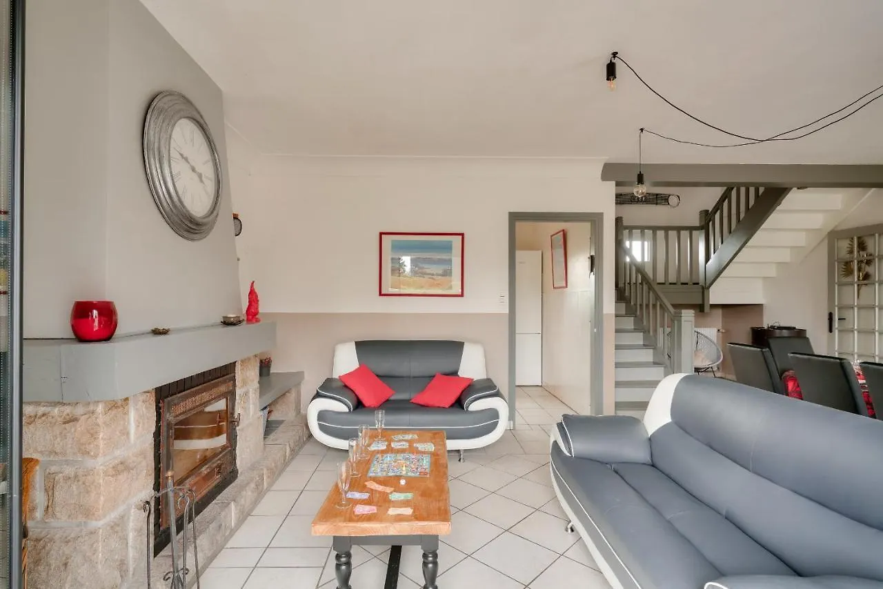 Maison 5 Chambres Avec Acces Direct A La Plage Loctudy Holiday home