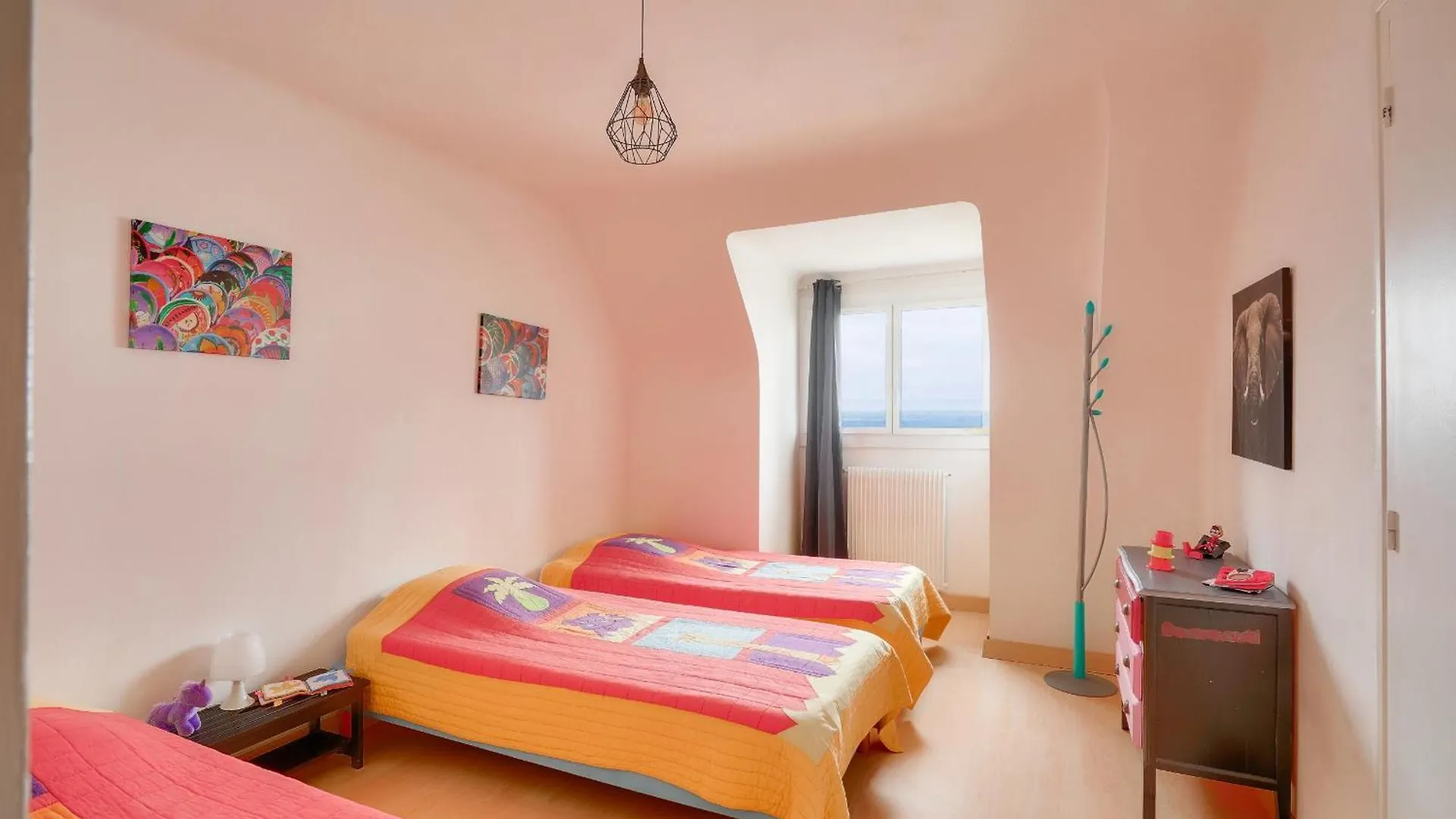 Holiday home Maison 5 Chambres Avec Acces Direct A La Plage Loctudy